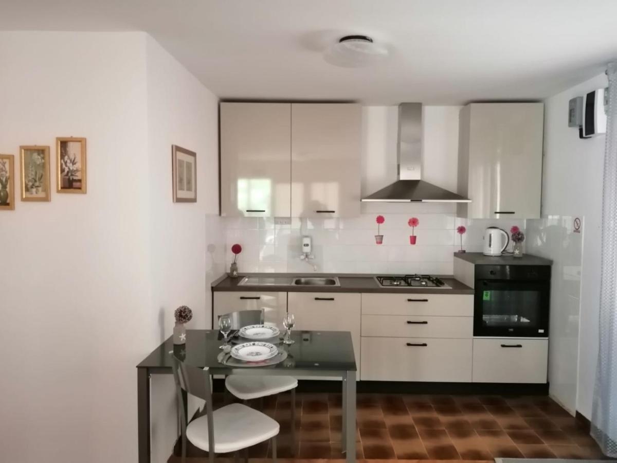 Apartment & Rooms Laura Brela Luaran gambar